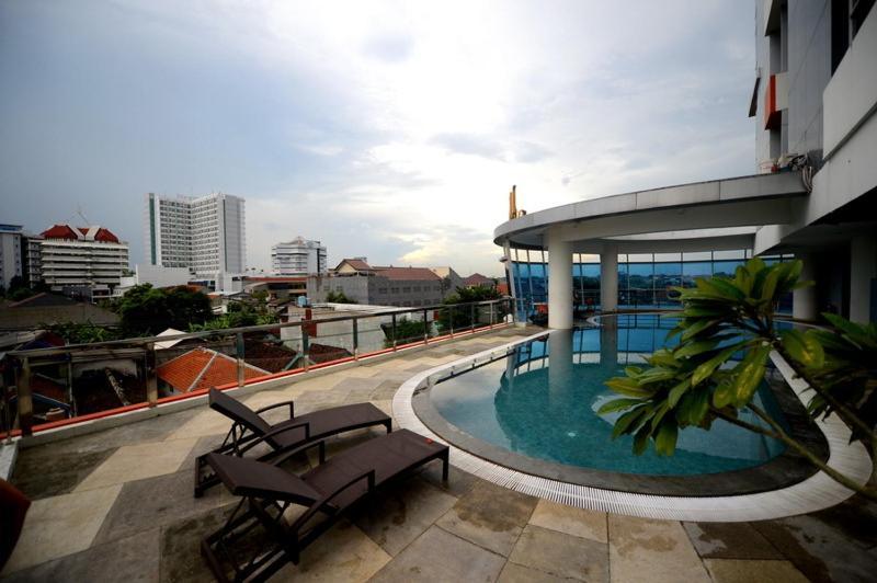 High Point Serviced Apartment Surabaya Bagian luar foto